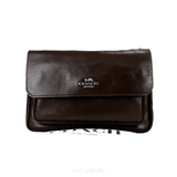 Coach Leather Flap Clutch – Da nâu đậm