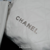CHANEL 22 BAG WHITE QUILTED CALFSKIN