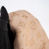 Louis Vuitton Monogram Scarf – Thanh lịch & tinh tế