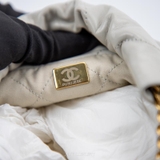 Chanel Shiny Calfskin Mini Chanel 22 Light Blue – Trẻ trung & sang trọng trong từng chi tiết