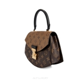 Louis Vuitton Tilsitt Monogram Canvas – Sang trọng, cổ điển và đậm dấu ấn Pháp
