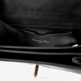 Dior Leather Bee Clutch Bag – Đen Sang Trọng, Da bê – Mới 96% Kèm Box