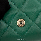 CHANEL Lambskin Quilted Flap Card Holder Wallet Green – Sang Trọng & Thanh Lịch Trong Từng Chi Tiết – Mới 97% Full Box