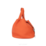 CHANEL Crinkled Lambskin Gold‑Metal Small Hobo Bag – Sang Trọng &Cá Tính – Mới 96% Kèm Thẻ & Dust Bag