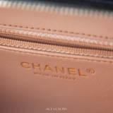 CHANEL Small Filigree Vanity Case Caviar Leather Black – Thiết Kế Sang Trọng, Mới 98% Kèm Dây Đeo