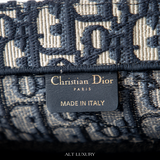 DIOR Book Tote Medium Blue Dior Oblique Embroider – Biểu Tượng Thời Trang Kinh Điển – Mới 98% Full Box