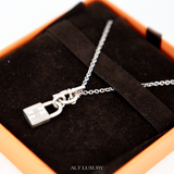 Hermès Cadenas Kelly Lock Necklace – Dây chuyền bạc mặt khoá Kelly biểu tượng