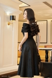 Outlet | (4 màu) Đầm xòe gấm trễ vai đính hoa Black Flower
