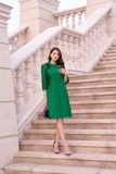 Outlet | Đầm suông cổ thuyền đính hoa tinh tế