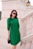 Outlet | Đầm suông cổ thuyền đính hoa tinh tế