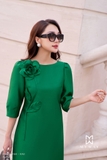 Outlet | Đầm suông cổ thuyền đính hoa tinh tế