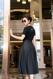 Outlet | Áo cotton thun cổ tròn đính hoa