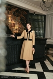 Outlet | (2 màu) Đầm xòe dạ tweed không tay cổ biến kiểu phối viền nhung