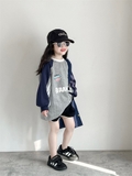SET Áo Dài Xám & Quần Ngắn Đen Sọc JB