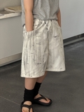 QN Trắng Vệt Đen Ly