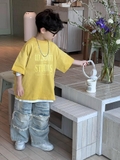 Áo Ngắn Vàng Chữ Trắng FS