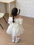 Suit Voan Kem Hoa Ngực Nổi Kèm Vớ Jenny