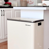 Thùng rác inox Songmics 60L chia ngăn cho căn bếp sạch sẽ