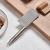 Dao cắt rau củ lượn sóng phù hợp cho cắt lát khoai tây, dưa leo, cà rốt