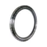 Mâm quay toa máy xúc Hyundai R210-7 (81N6-00022) – Swing Bearing răng trong 92 răng, kích thước 1326×1084×110 mm, vật liệu thép 42CrMo, phụ tùng quay toa chính hãng cho máy xúc Hyundai R210-7.