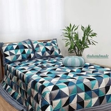 Triangular quilt