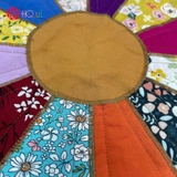 Daisy round rug (size 70cm)
