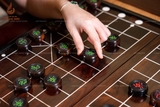 BỘ QUÂN VÀ BÀN CỜ TRẮC