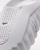 Nike Mind 001