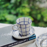 Cốc gốm men lam kẻ vuông