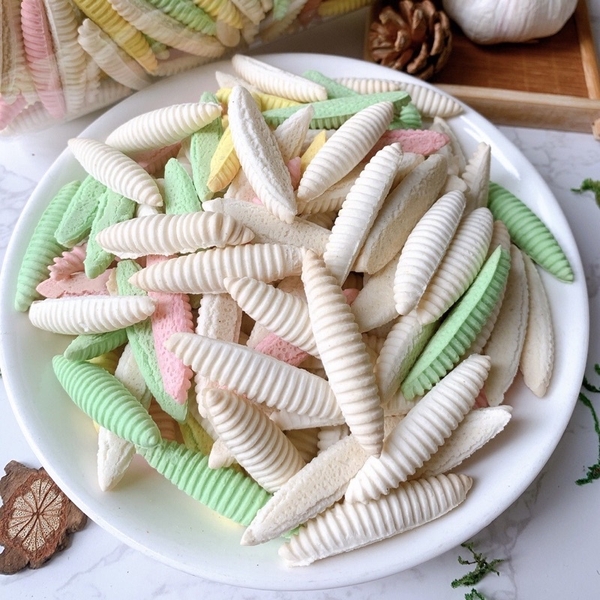 Gửi bánh con sâu đi Úc nhanh chóng, tiết kiệm, uy tín