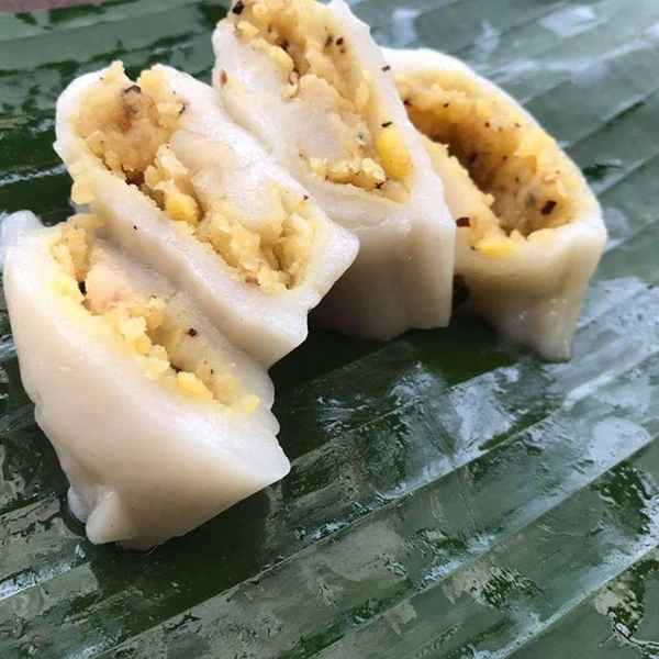 Cách gói bánh chưng vị lá chuối người sử dụng khuôn giấy tờ tự động chế độc đáo
