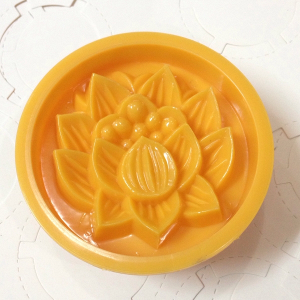 Khuôn Trung thu nhận 200gr - L17