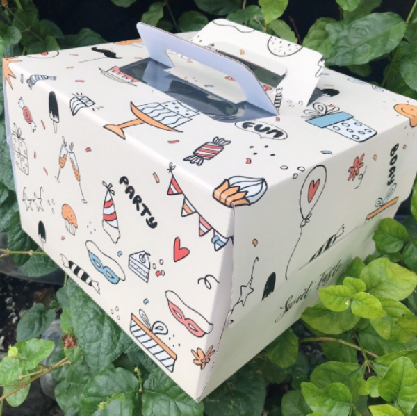 Hộp gato quai xách kèm đế Party 30cm