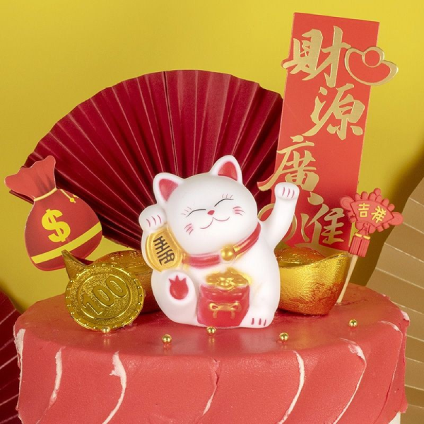 Mèo thần tài trang trí bánh