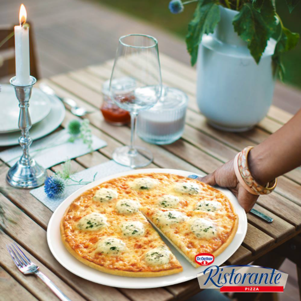 Pizza Ristorante 4 loại phô mai Dr. Oetker 340g
