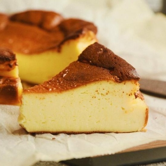 Whipping Cream President 35,1% hộp 1L