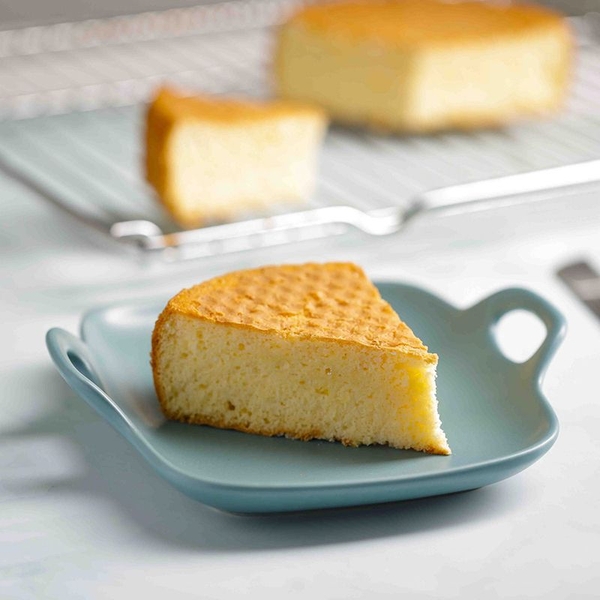 Sữa tươi nguyên kem tiệt trùng Avonmore 1L