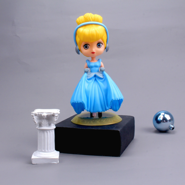 Công chúa lọ lem trang trí bánh