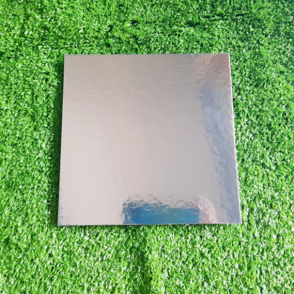 Đế lót bánh vuông 26cm