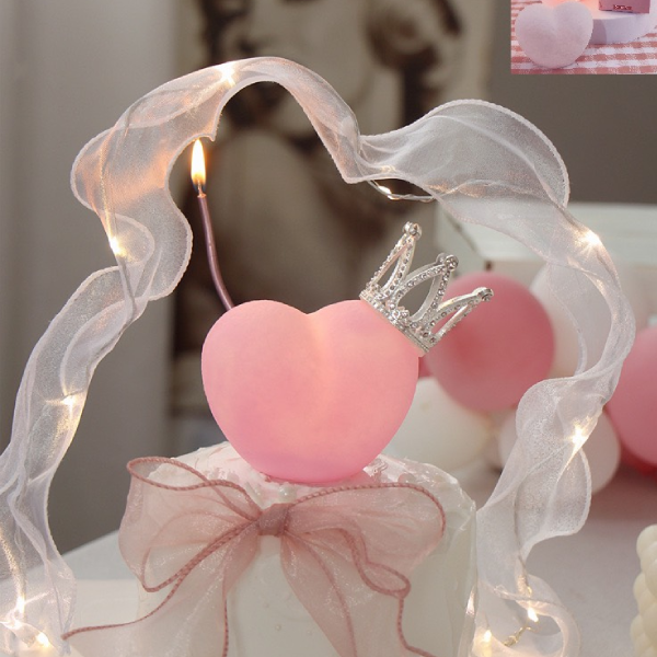 Đèn led trái tim hồng trang trí bánh