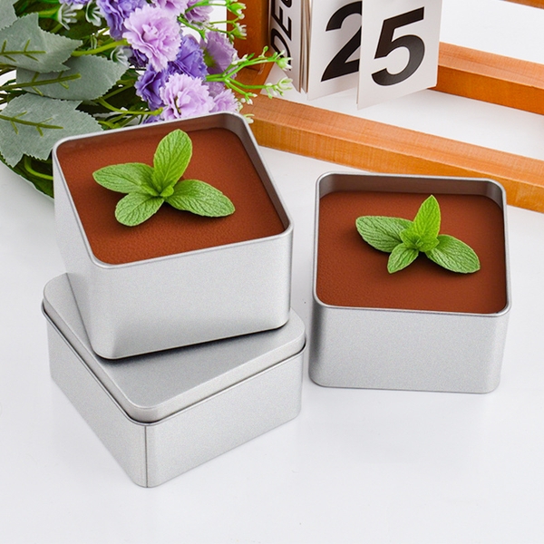 Hộp thiếc vuông nắp trong 9x9x5,5cm