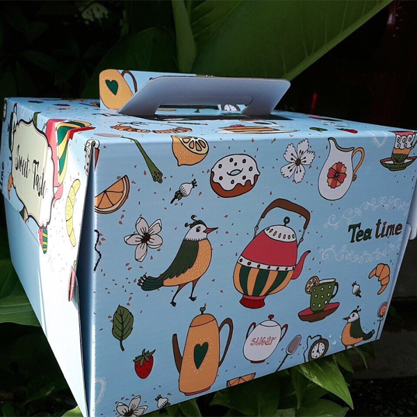 Hộp gato quai xách kèm đế Tea time 28cm