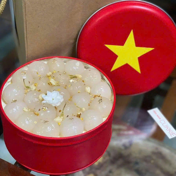 Hộp thiếc tròn màu đỏ 960ml