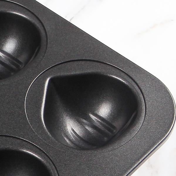 Khuôn bánh hình 12 hình quả thông màu đen WK9876
