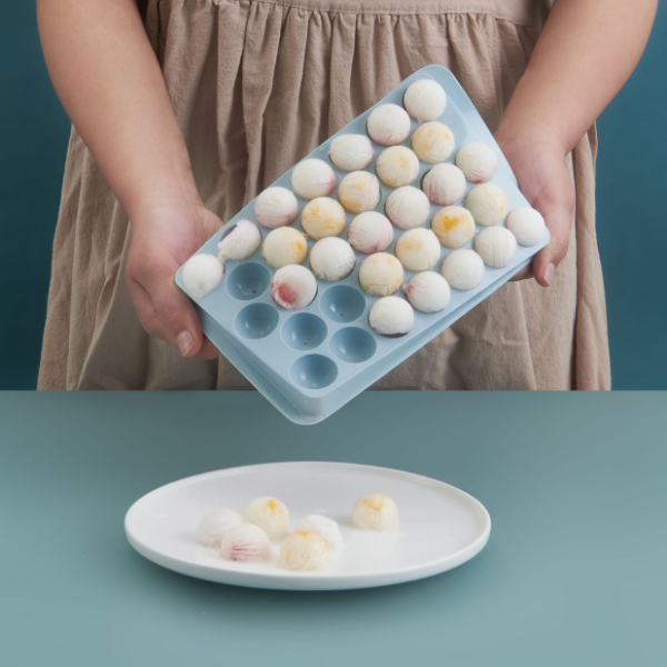 Khuôn làm thạch bóng nước tròn 33 viên