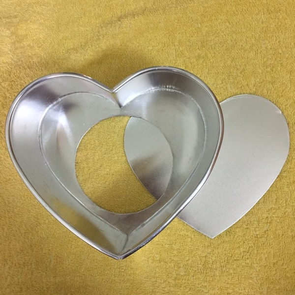 Khuôn tim đế rời 14cm