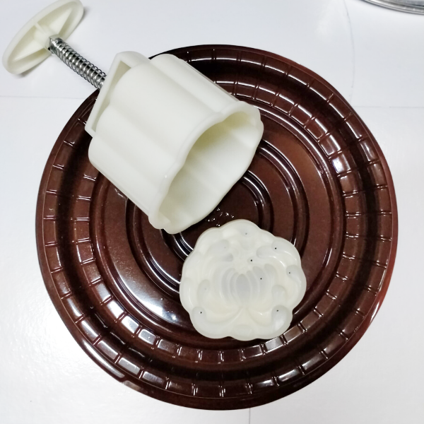 Khuôn trung thu hoa cúc 1 mặt