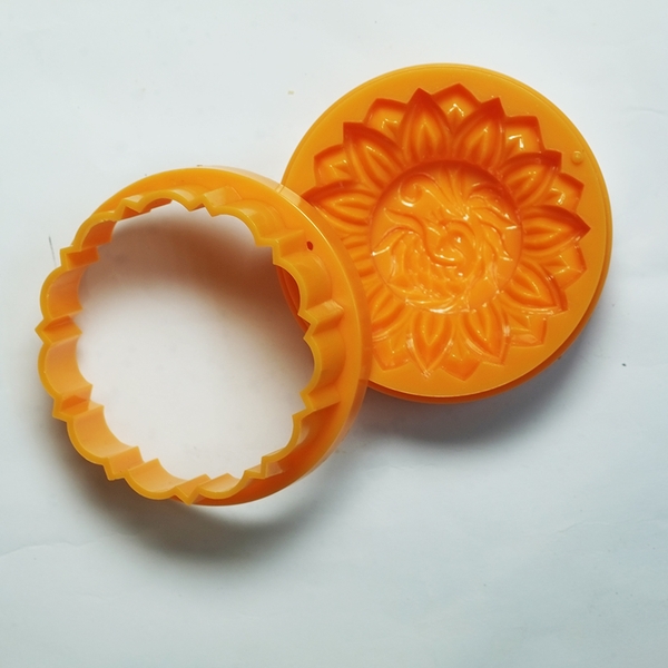 Khuôn Trung Thu Nhận 300g - L11