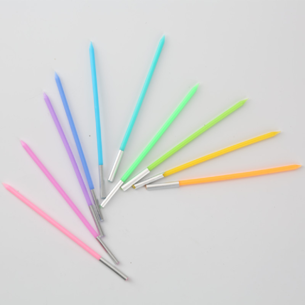 Nến thẳng 7 sắc cầu vồng (vỉ 10 que)