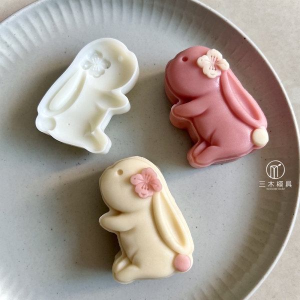 Khuôn lò xo 1 mặt hình thỏ 50g